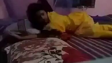 Khali basha peye chele taar premika ke niye eshe moja korlo