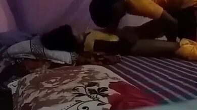 Khali basha peye chele taar premika ke niye eshe moja korlo