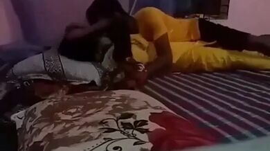 Khali basha peye chele taar premika ke niye eshe moja korlo