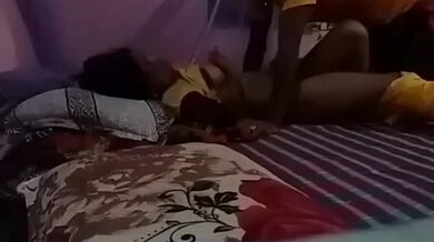 Khali basha peye chele taar premika ke niye eshe moja korlo