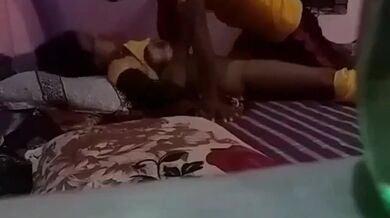 Khali basha peye chele taar premika ke niye eshe moja korlo