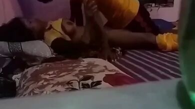 Khali basha peye chele taar premika ke niye eshe moja korlo