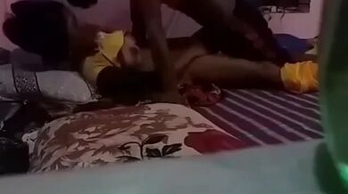 Khali basha peye chele taar premika ke niye eshe moja korlo