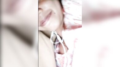 Adibashi aunty premik ke peye nijer upor shob dekhiye dilo