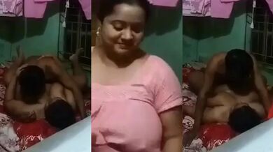 Bhabhi'r poribaar jokhon bahire, debor dhon tokhon bhetore