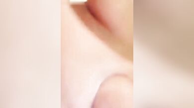 Mega size er boro aam dekhiye shathe gudh o prochar korlo