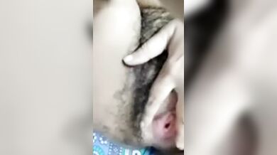 Bhabhi nijer bheja gudh ke tackle deowar jonno premik daklo!