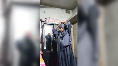 Bangladeshi hijabi aapu ak second er moddhe maagi hoye gelo!