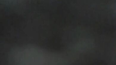 Pasher barir aunty ke gosol korar shomoye dekhte ke na chaae?