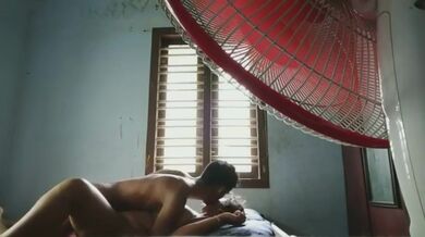 Mota boudi ke nijer dhon diye shukh deowar XXX video clip!