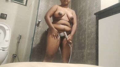 Amateur video diye jamai nijer bou ke dekhalo bondhu'r kache