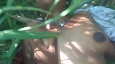 Khet er kormochari ke hardcore bhabe choda'r viral video clip