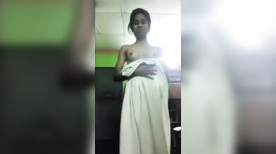 Kolkata'r college a porua meye'r bf er jonno oshlil video faash