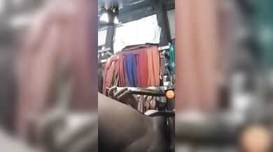 Gudh maara'r bebostha korlo premika premik ke khushi korte