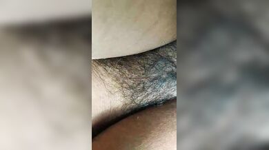 Masoom Bangali meye'r putki futiye dilo taar mota dhonwala bf