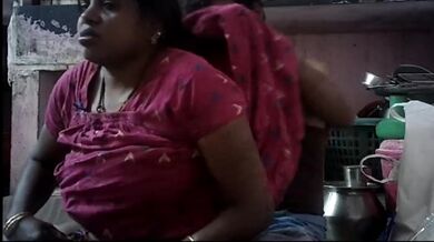 Grammo kaki'r boro sthon gulo bhalo moton massage korar clip