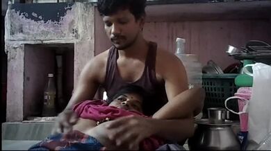 Grammo kaki'r boro sthon gulo bhalo moton massage korar clip