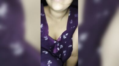 Boudi'r hardcore choda chodi'r aage video dharon korlo jamai