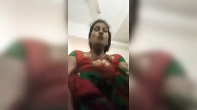 Boudi'r gorom gudh er shokti dekhiye dilo premik ke chore