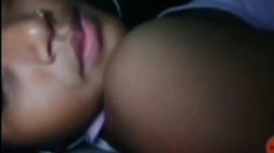 Boro sthonwala slutty boudi'r MMS video faash korlo premik