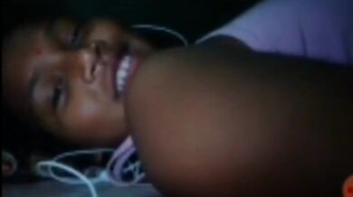 Boro sthonwala slutty boudi'r MMS video faash korlo premik