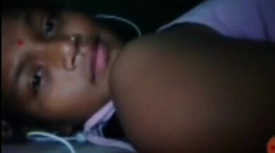 Boro sthonwala slutty boudi'r MMS video faash korlo premik