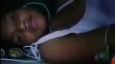 Boro sthonwala slutty boudi'r MMS video faash korlo premik