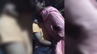Debor o taar bhabhi'r moddho raate noshtami korar video faash