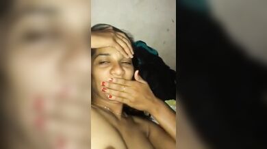 Bou ke bondhu'r kache showoff korte gorom MMS clip banalo