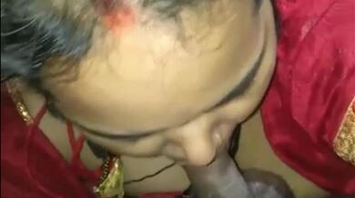 Bangali boudi'r roshalo gudh khaowar chomotkar video clip