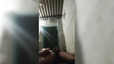 Grammo shaali ke chude dilo taar Dhakaiya dulabhai - XXX clip