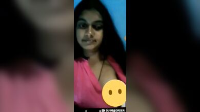 Shemla shundori'r chomotkar nipple expose korar MMS clip