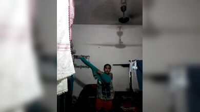 Driver shaheb er stree ke online er maddhome chodlo ak bondhu