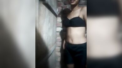 Graam er ak masoom meye'r noshtami viral korlo taar premik