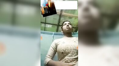 Grammo meye nijer boro dudu MMS clip er maddhome share korlo