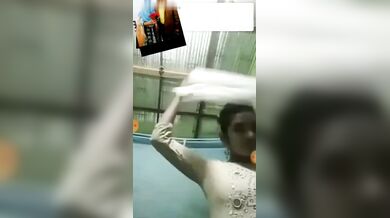 Grammo meye nijer boro dudu MMS clip er maddhome share korlo