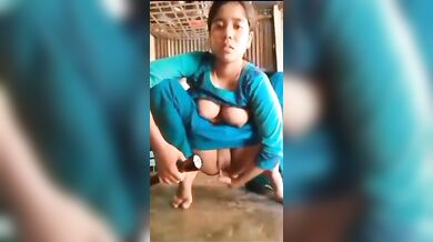 Kaaj er meye control korte na pere torch diye nij gudh marlo