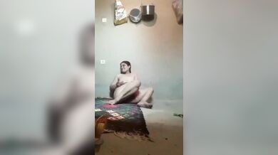 Grammo boudi nijer gudh onek marattok bhabe choda'r MMS clip