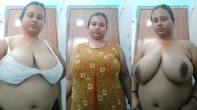 Khaali basha peye aunty nijer dudu o gudh maalish korar clip