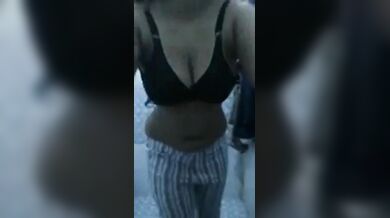 Lajuk meye'r prothombaar nijer dudu chapa chapi kora'r MMS