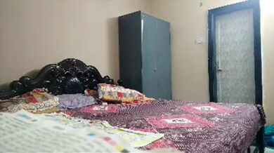 Dushtu jamai'r unseen video ghor er bua ke bokshish deowa'r