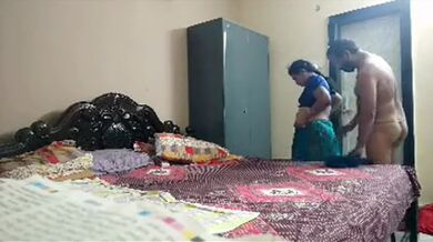 Dushtu jamai'r unseen video ghor er bua ke bokshish deowa'r