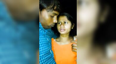 Desh a feerei cute shaali ke diye nijer dhon chusha'r scene