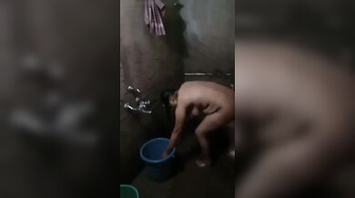 Homemade recording ak fossha bhabhi'r taar debor er shaamne